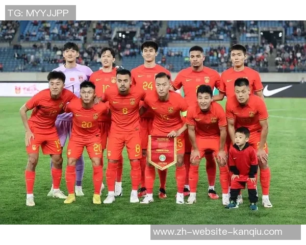 国足世预赛关键战役首发阵容揭晓四大变动让塞鸟无缘首发位置